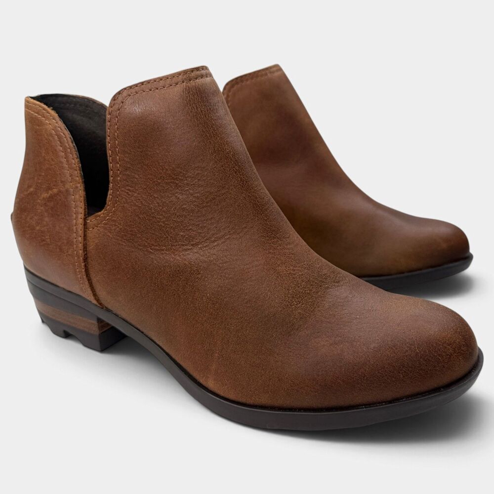SOREL Lolla II Cut Out Leather Ankle Booties Women's 8